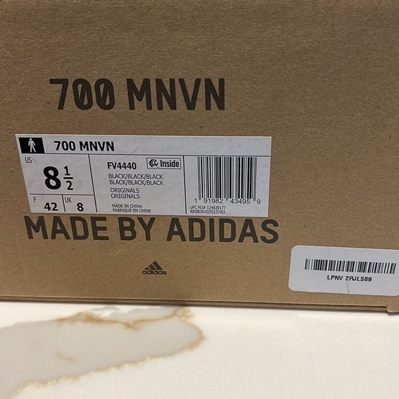 ADIDAS YEEZY 700 MVN TRIPLE BLACK